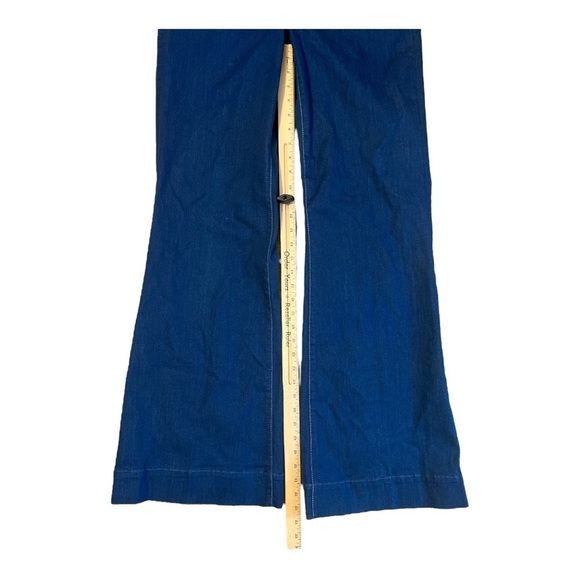 + Escada White Stitching Flare Medium Wash Jeans Size 32 (EU 42) KD1 - Picture 2 of 7